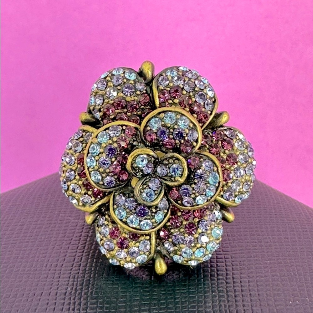 Heidi Daus Swarovski Crystal Flower Ring Sz 6 Petal Profusion Purple Blue Pink